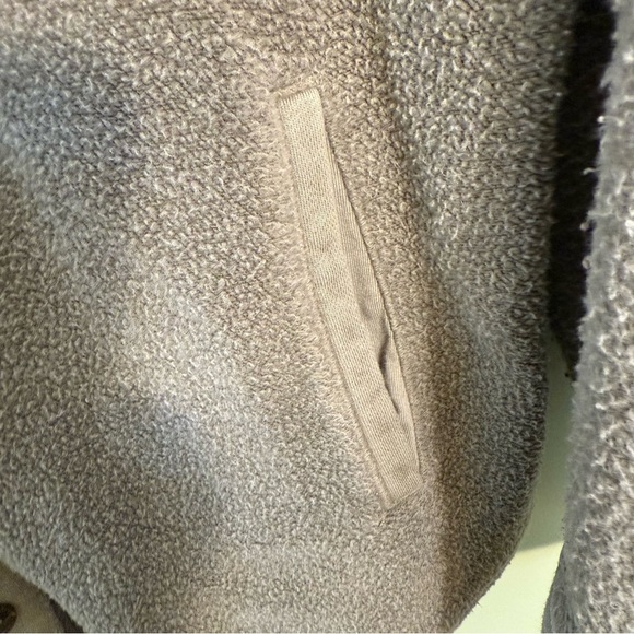 Free People Ruby Oversized Fleece Shirt Jacket
Shacket  Olive Size S - Picture 11 of 15